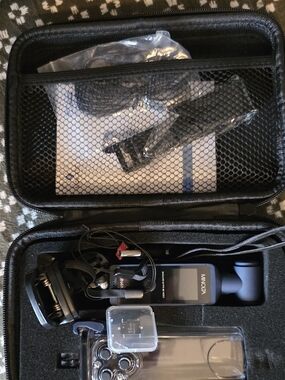 Minolta Handheld Gimbal Stabilizer with Case - Black